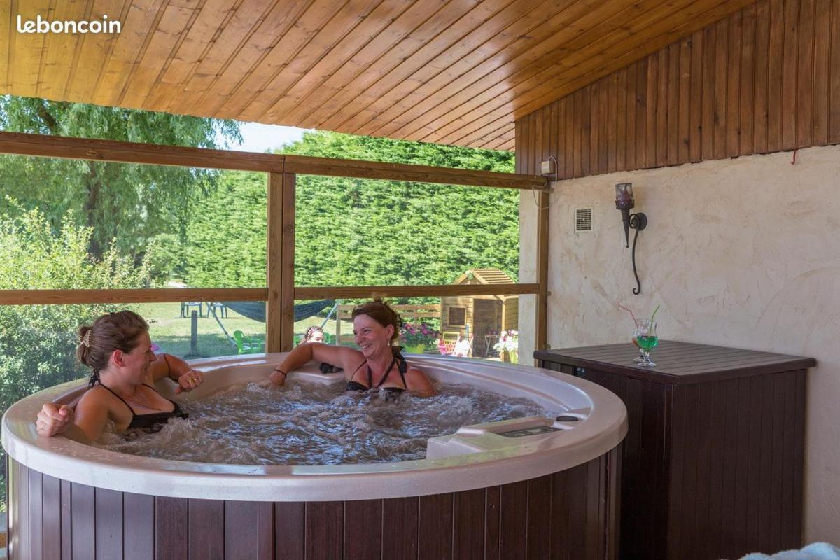Domaine Des Epinettes Hotel Saint-Romain-de-Jalionas Eksteriør billede